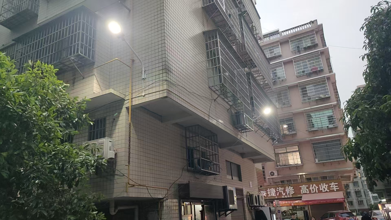 市政要聞 | 感謝信里的民生溫度！湘江新區(qū)八家灣小區(qū)改造工程圓滿(mǎn)收官獲天頂街道點(diǎn)贊